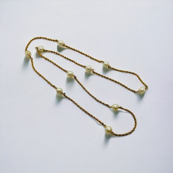 Gold Tone Faux Pearl Classic Timeless 29'' Opera Length Necklace-Rope Chain - Picture 7 of 7